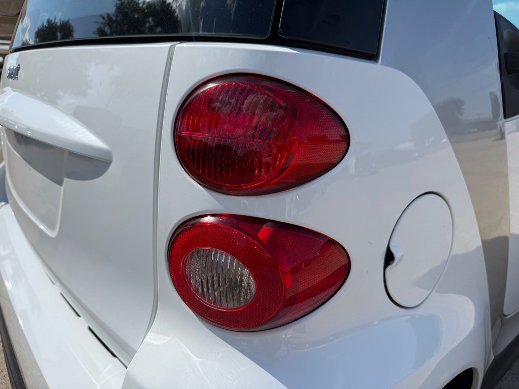 2015 smart fortwo Image 9