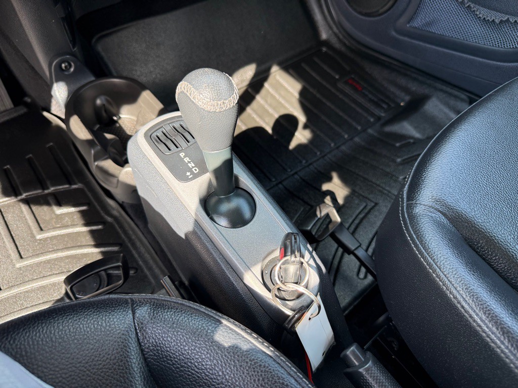 2015 smart fortwo Image 21