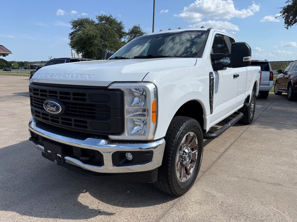 2023 Ford F-250 Image 3