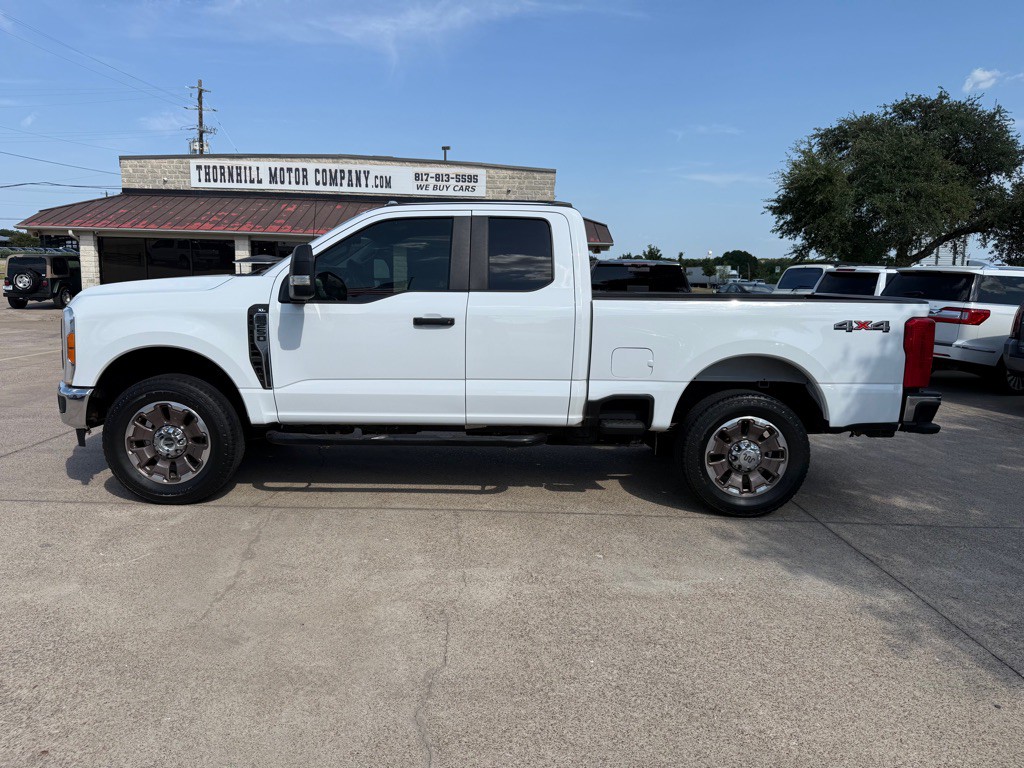 2023 Ford F-250 Image 4