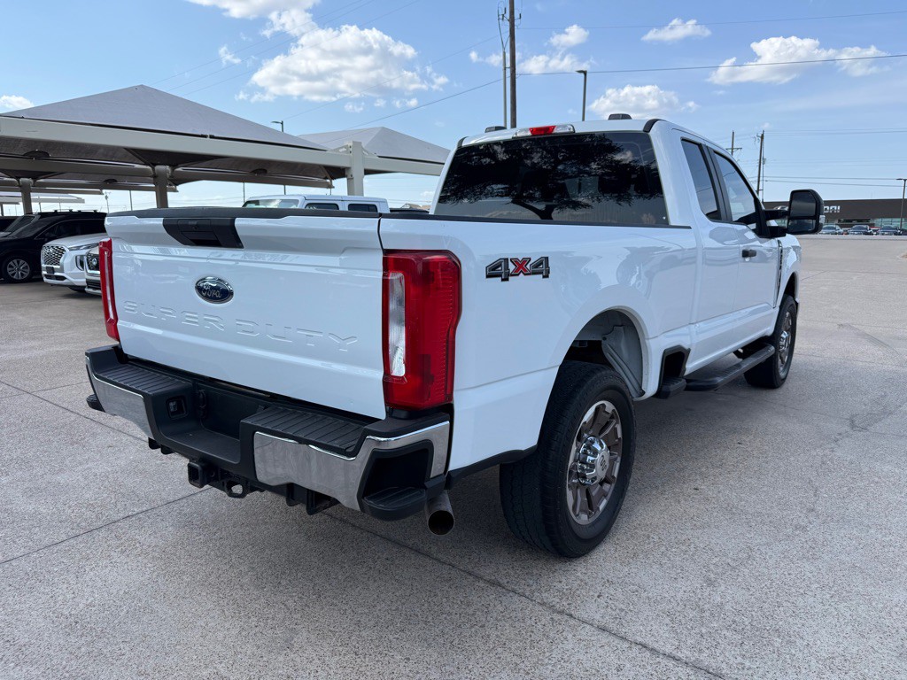 2023 Ford F-250 Image 7