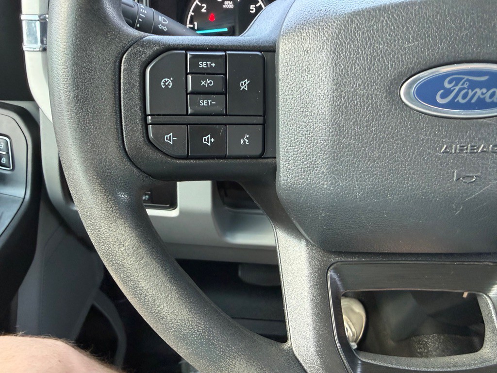 2023 Ford F-250 Image 28