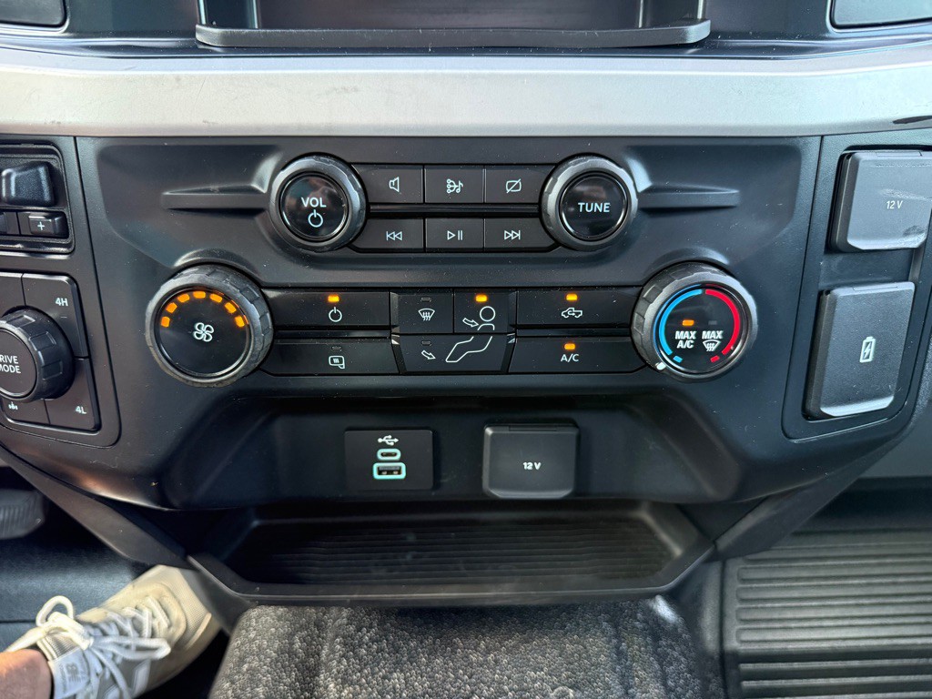 2023 Ford F-250 Image 31