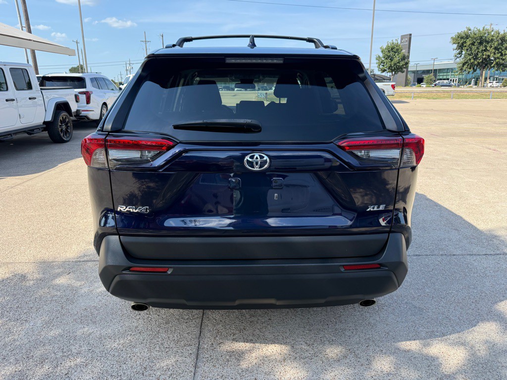 2020 Toyota Rav4 Image 6