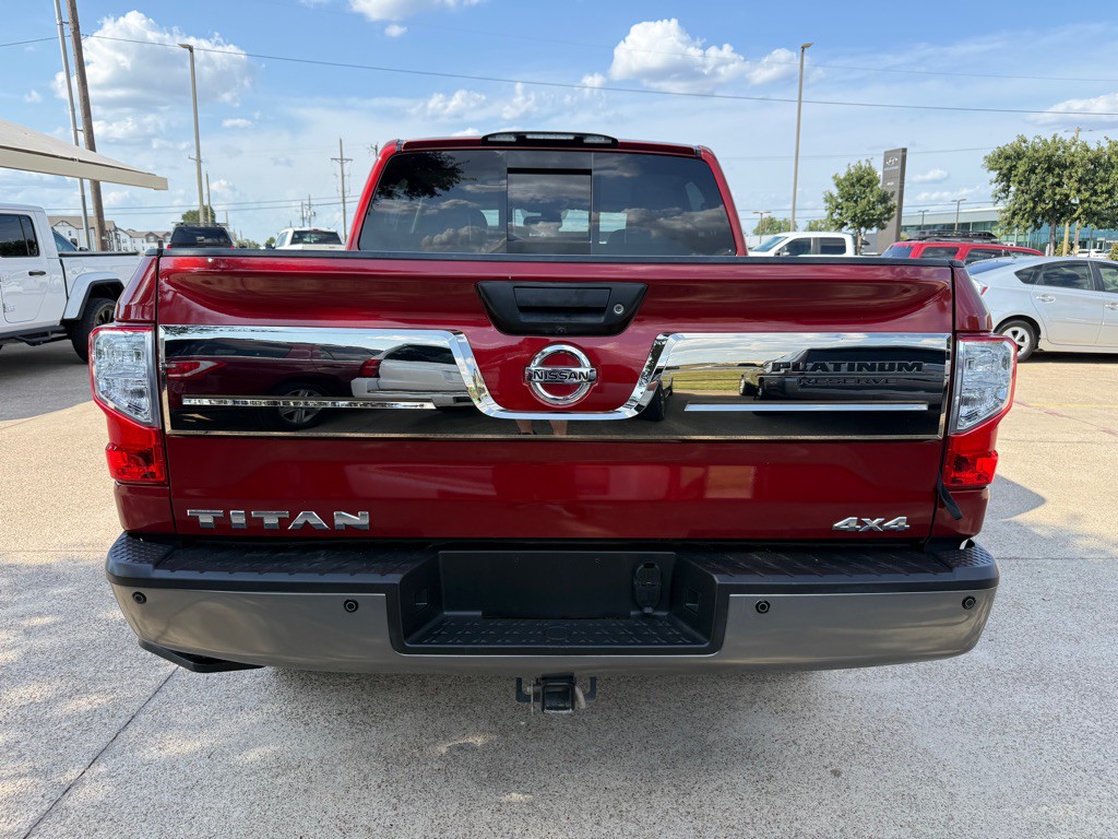 2018 Nissan Titan Image 6