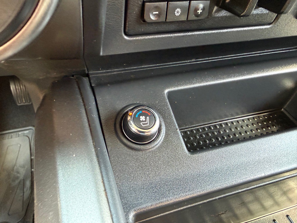 2018 Nissan Titan Image 28