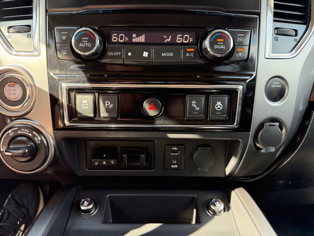 2018 Nissan Titan Image 29