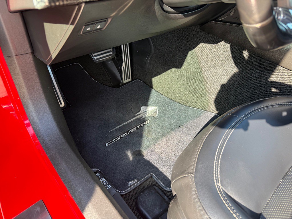2018 Chevrolet Corvette Image 17