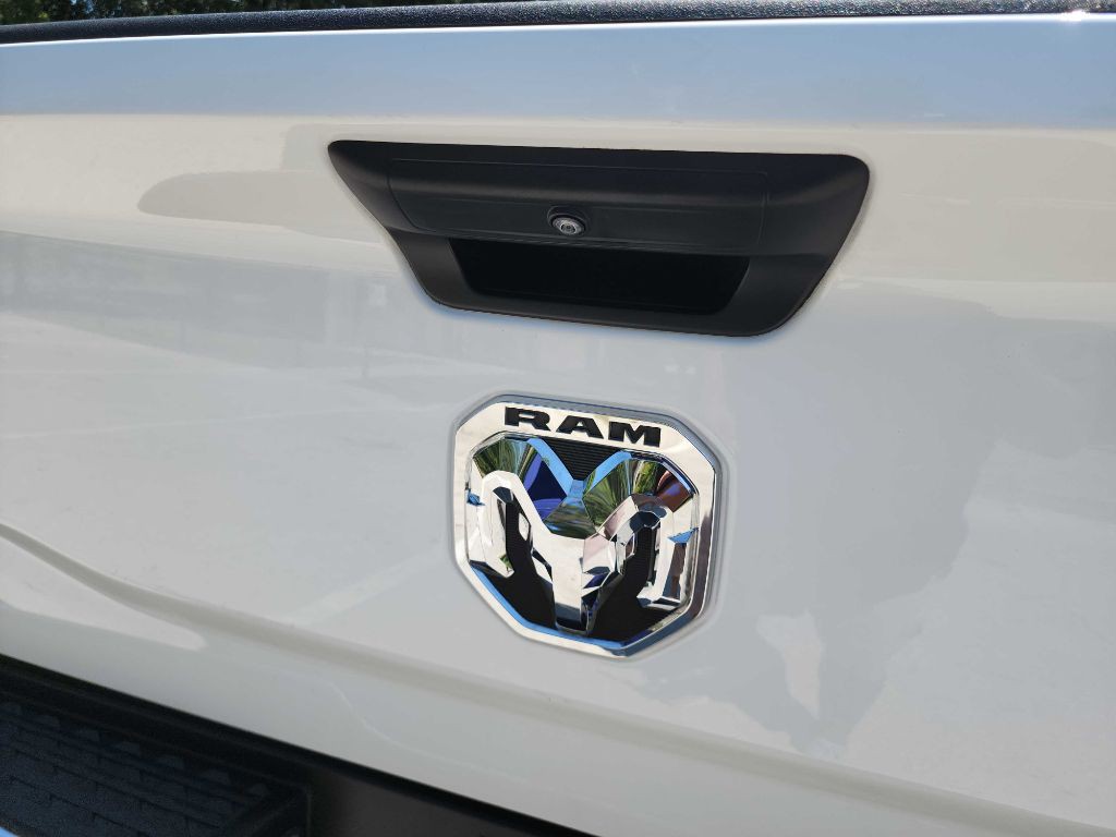 2021 RAM 3500 Image 8