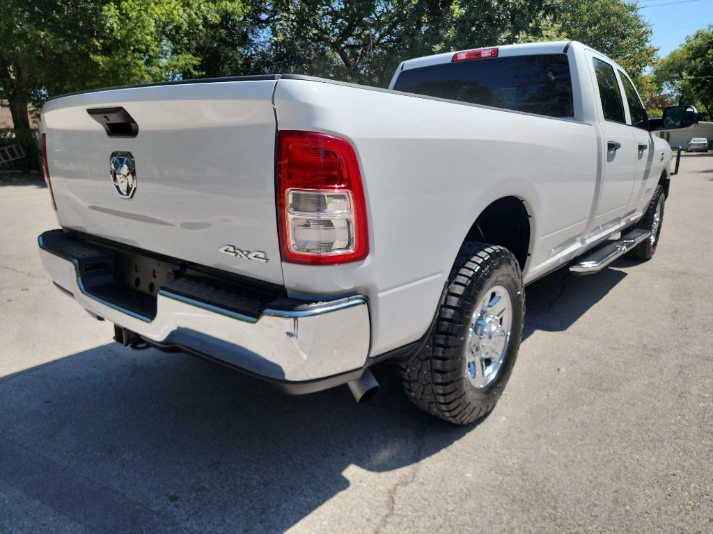 2021 RAM 3500 Image 13