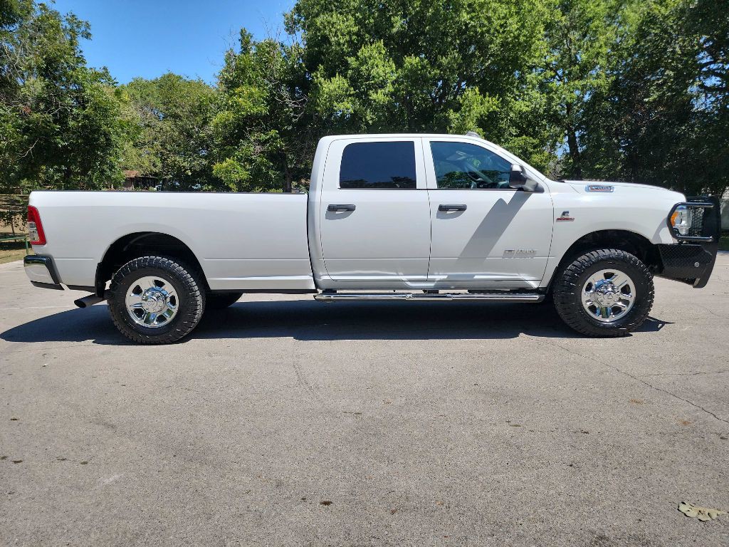 2021 RAM 3500 Image 14