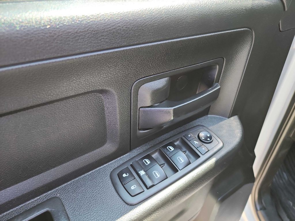 2021 RAM 3500 Image 18