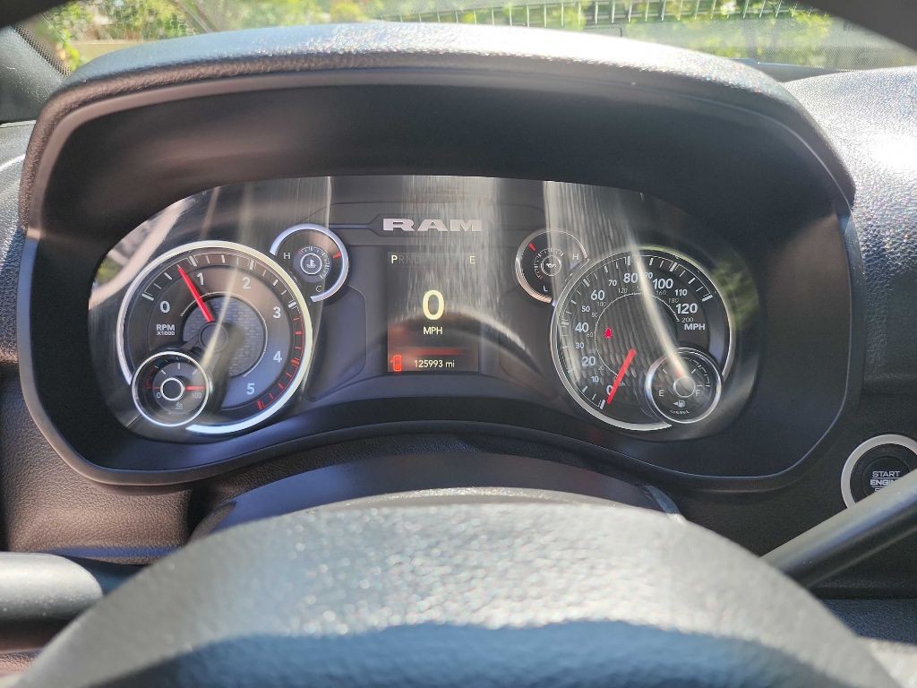 2021 RAM 3500 Image 25