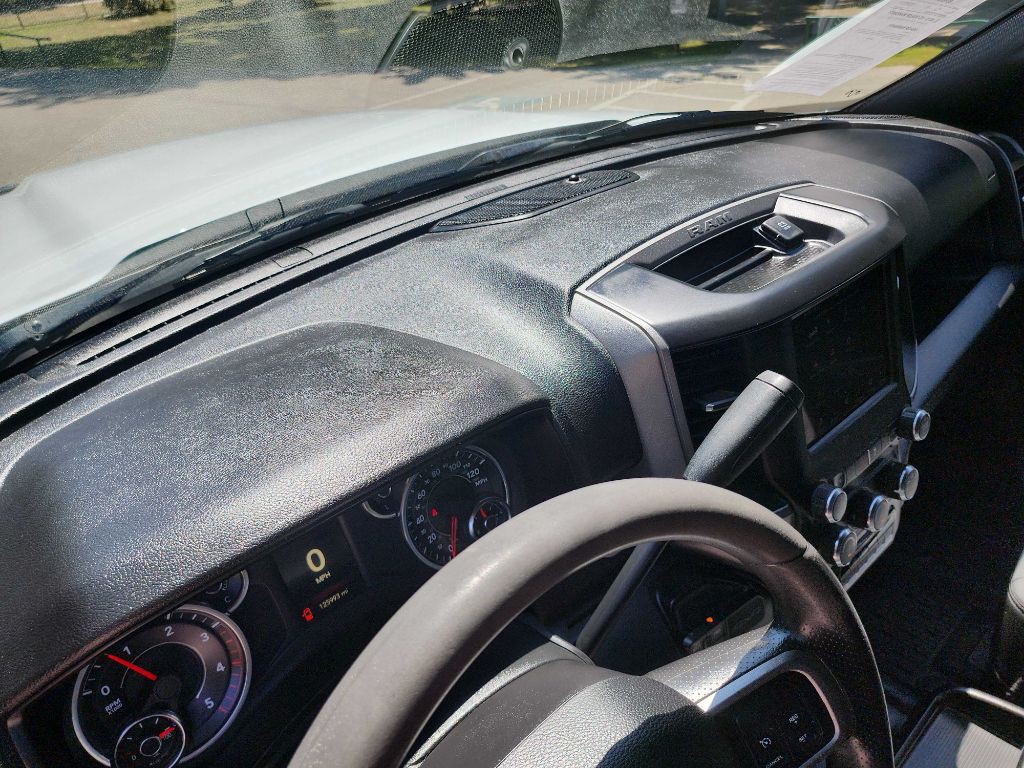 2021 RAM 3500 Image 26
