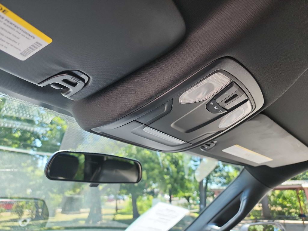 2021 RAM 3500 Image 28