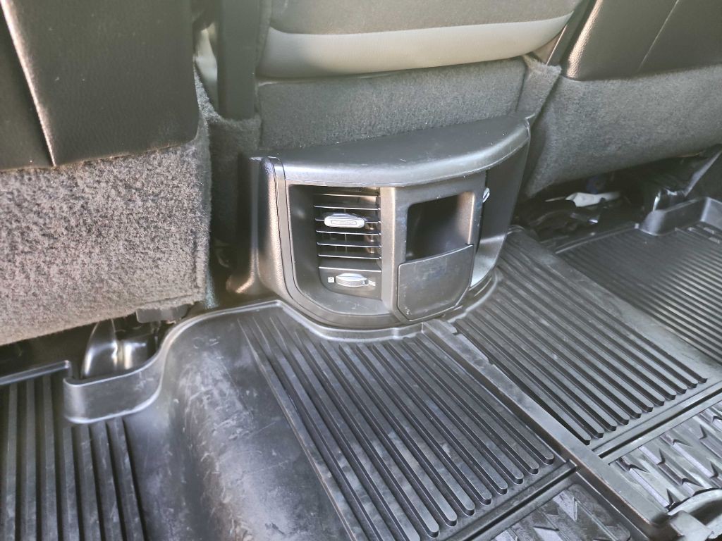 2021 RAM 3500 Image 37