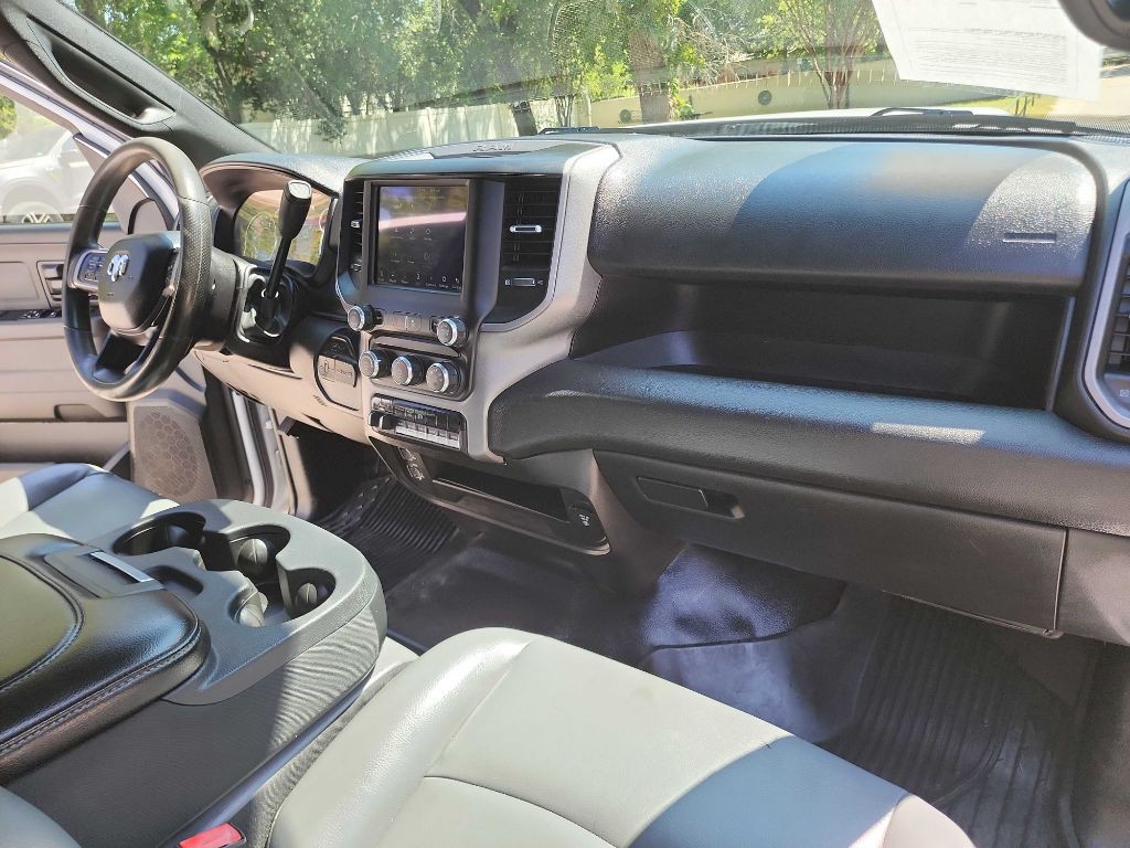 2021 RAM 3500 Image 40
