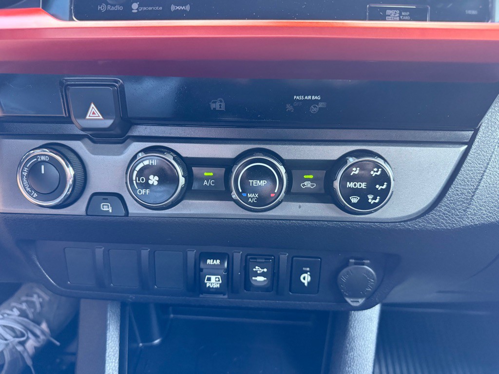 2018 Toyota Tacoma Image 31