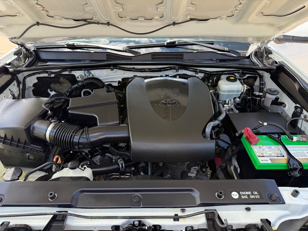 2018 Toyota Tacoma Image 36