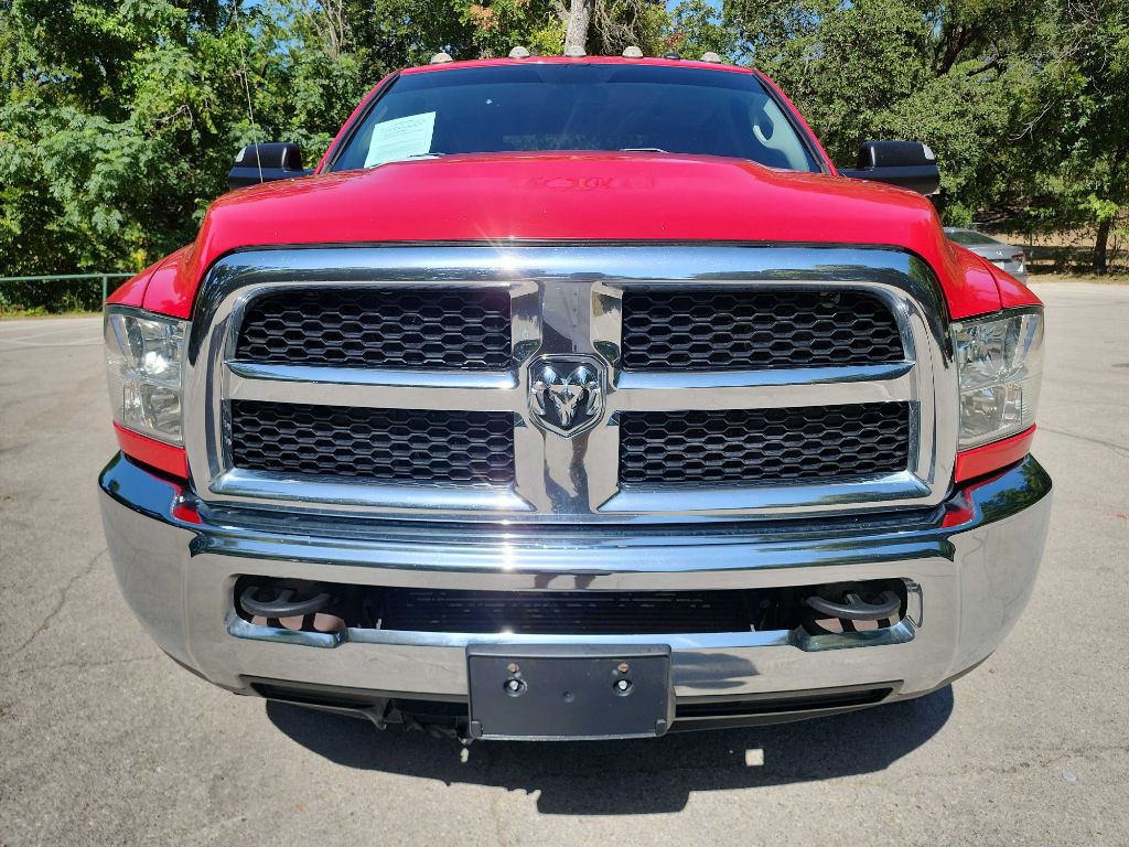 2018 RAM 3500 Image 2