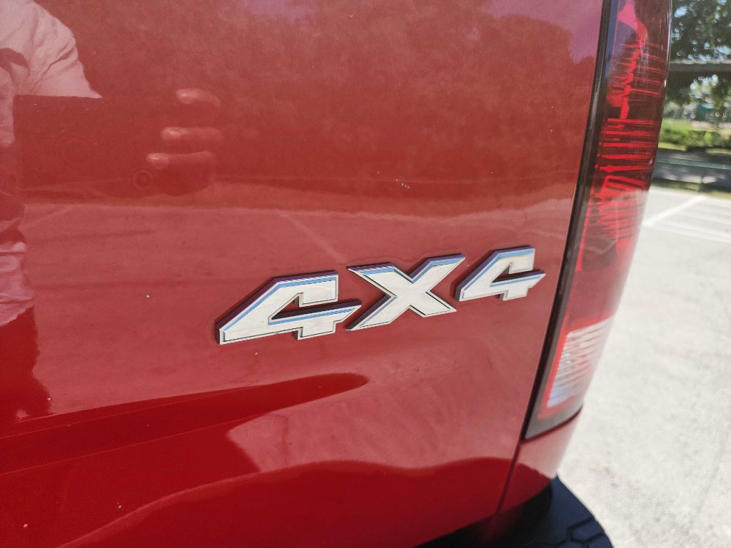 2018 RAM 3500 Image 9