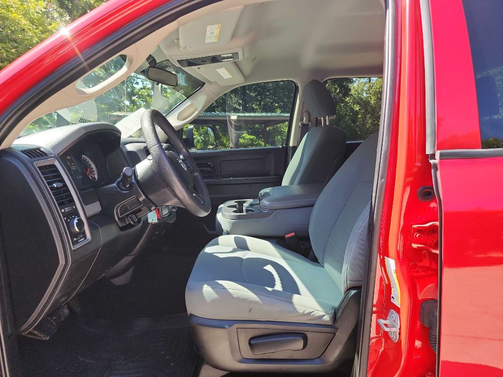 2018 RAM 3500 Image 17