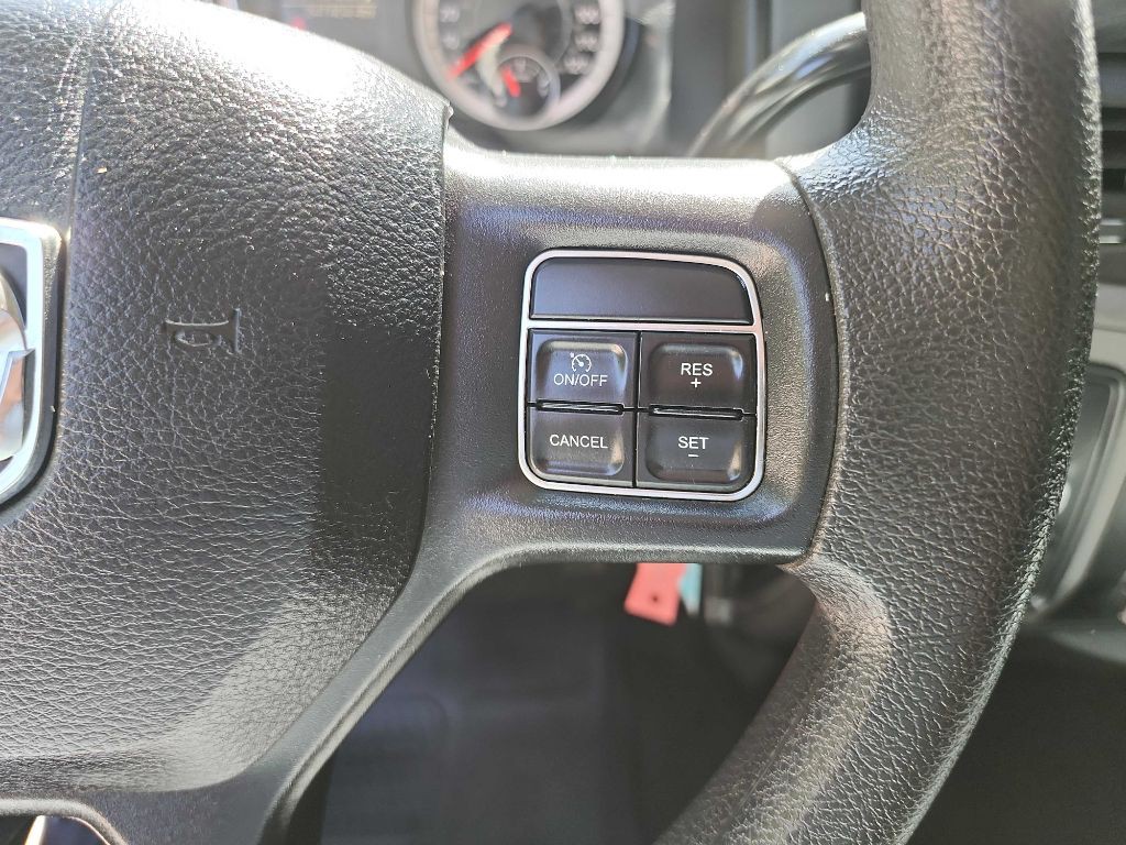 2018 RAM 3500 Image 18