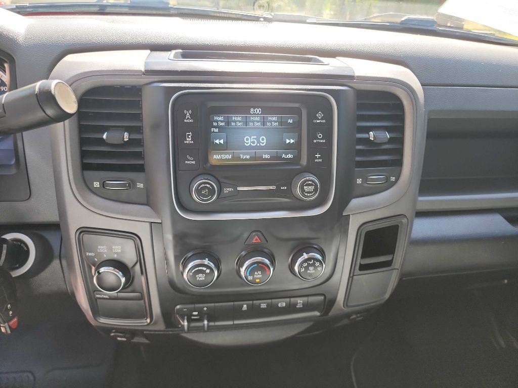 2018 RAM 3500 Image 26