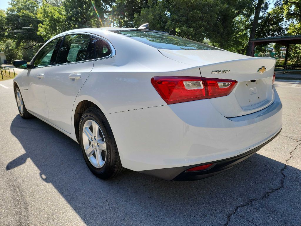 2023 Chevrolet Malibu Image 5