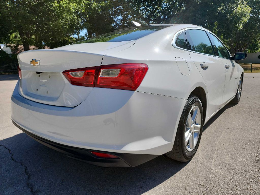 2023 Chevrolet Malibu Image 8