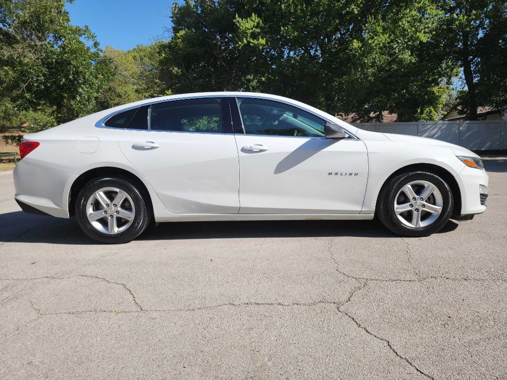 2023 Chevrolet Malibu Image 9
