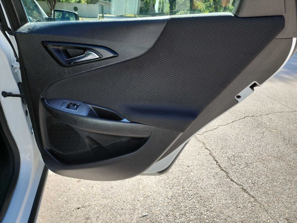 2023 Chevrolet Malibu Image 27