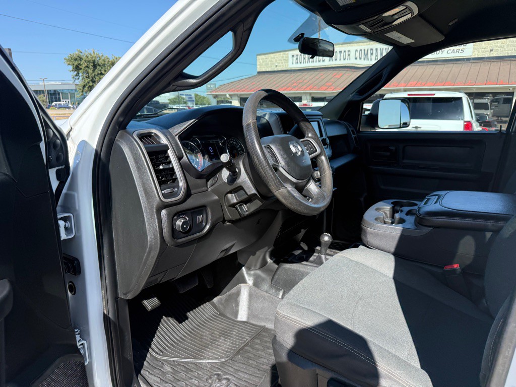 2022 RAM 3500 Image 15
