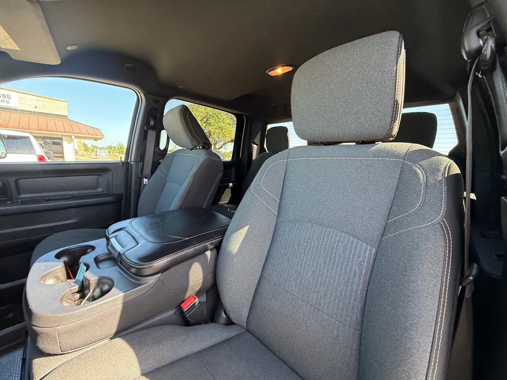 2022 RAM 3500 Image 19