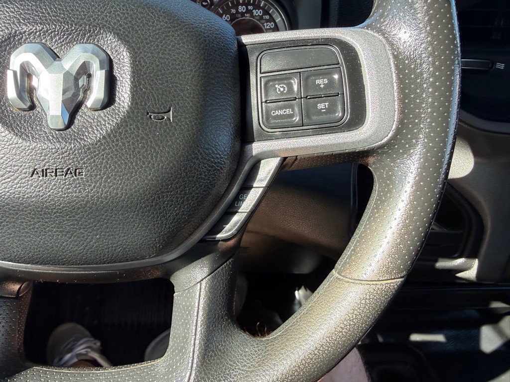 2022 RAM 3500 Image 28
