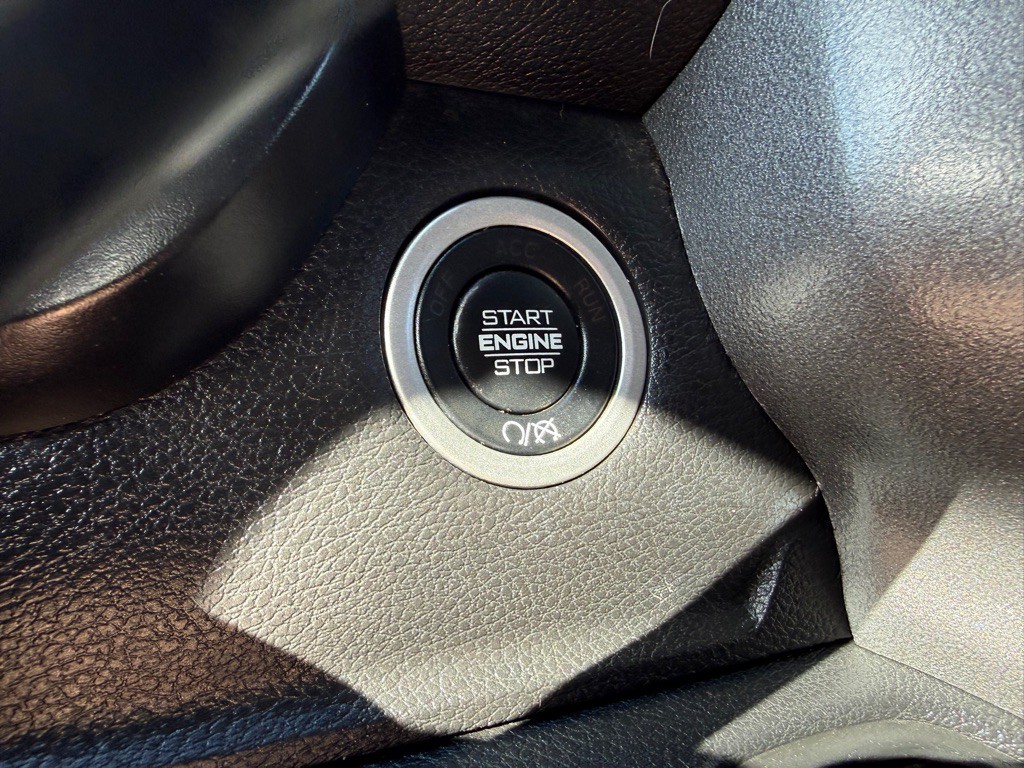 2022 RAM 3500 Image 30
