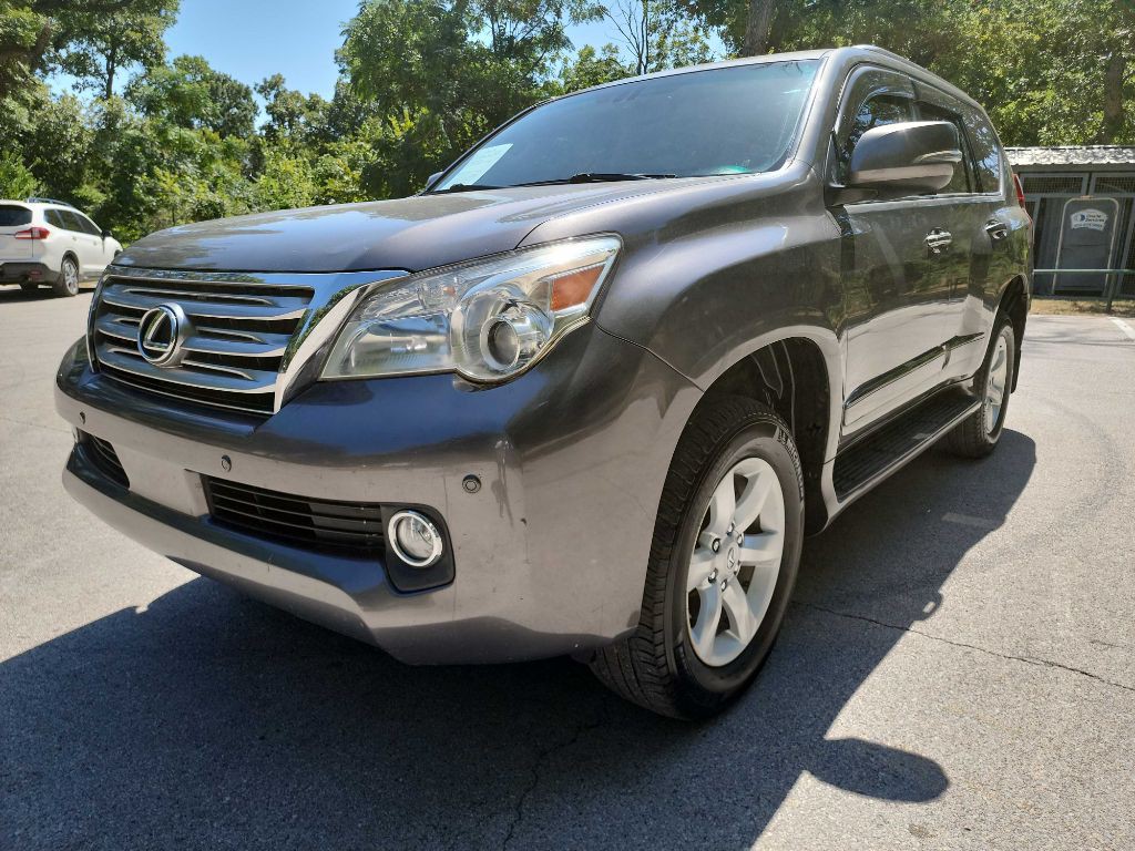 2013 Lexus GX Image 3
