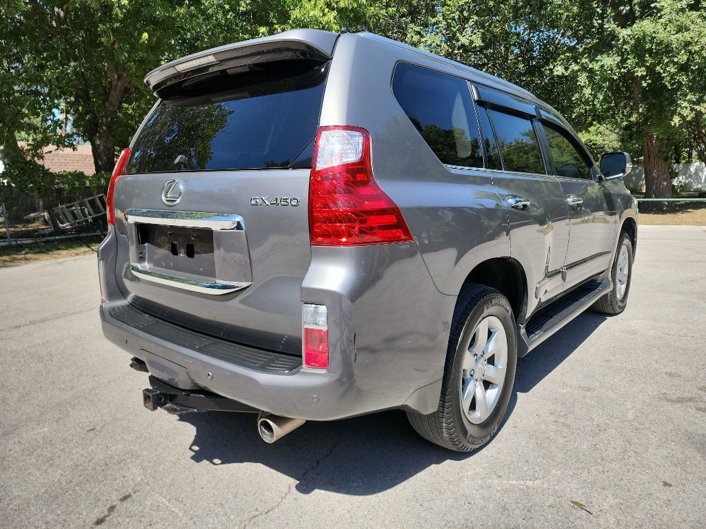 2013 Lexus GX Image 8