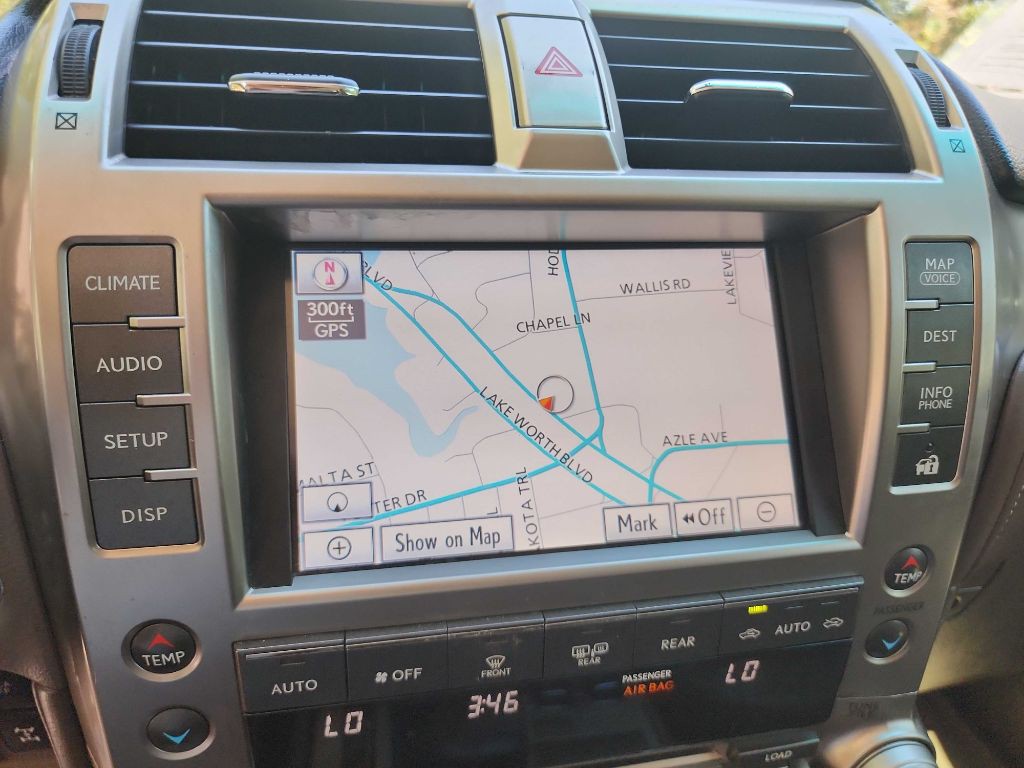 2013 Lexus GX Image 19