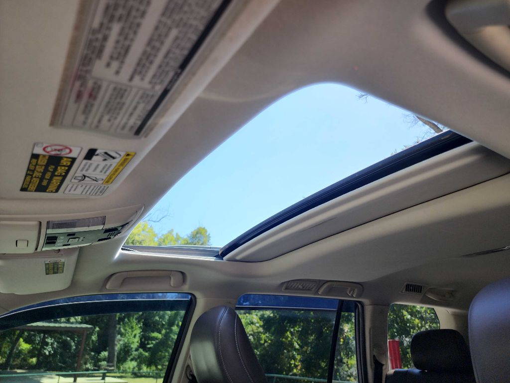 2013 Lexus GX Image 24