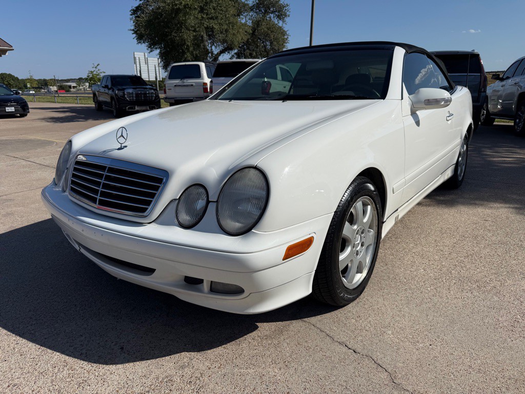 2003 Mercedes-Benz CLK-Class Image 3