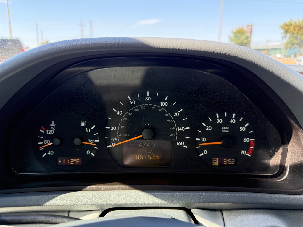2003 Mercedes-Benz CLK-Class Image 21