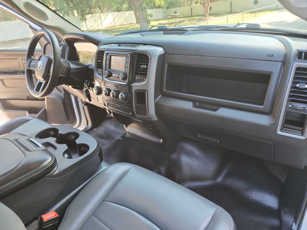 2022 RAM 1500 Image 35