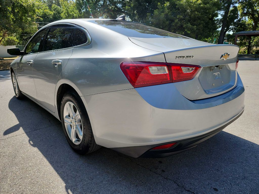 2022 Chevrolet Malibu Image 5