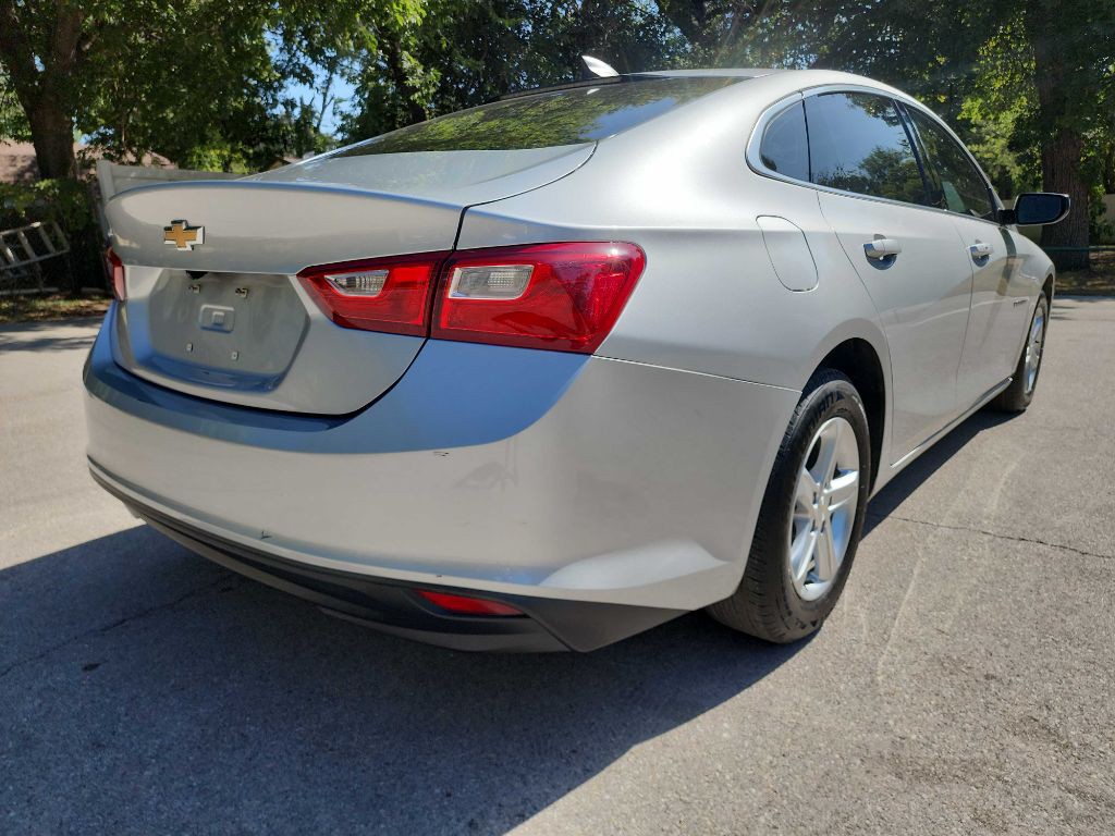 2022 Chevrolet Malibu Image 7