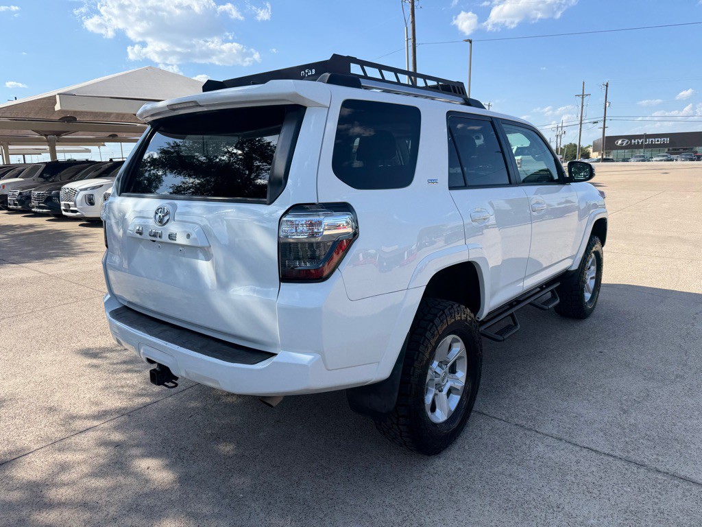 2019 Toyota 4Runner Image 7
