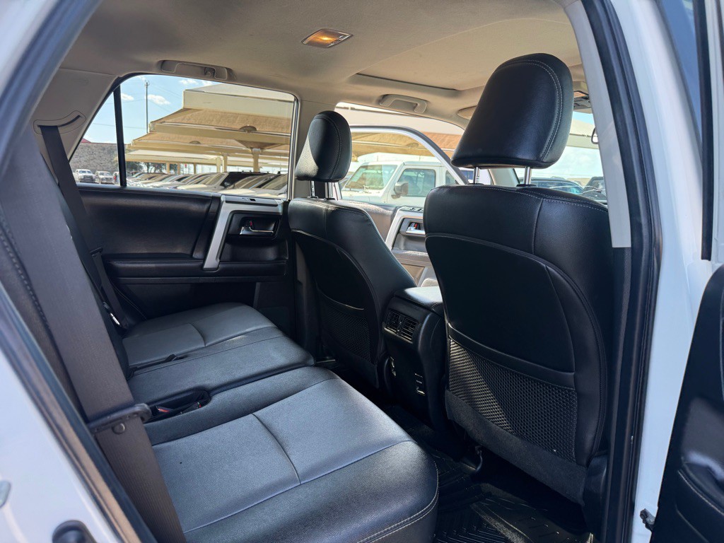 2019 Toyota 4Runner Image 19