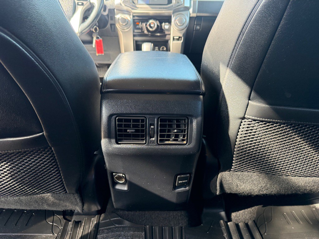 2019 Toyota 4Runner Image 24