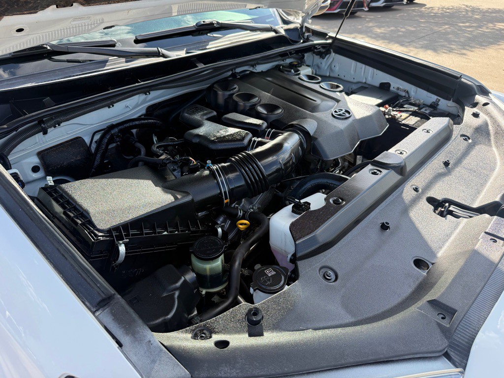 2019 Toyota 4Runner Image 38