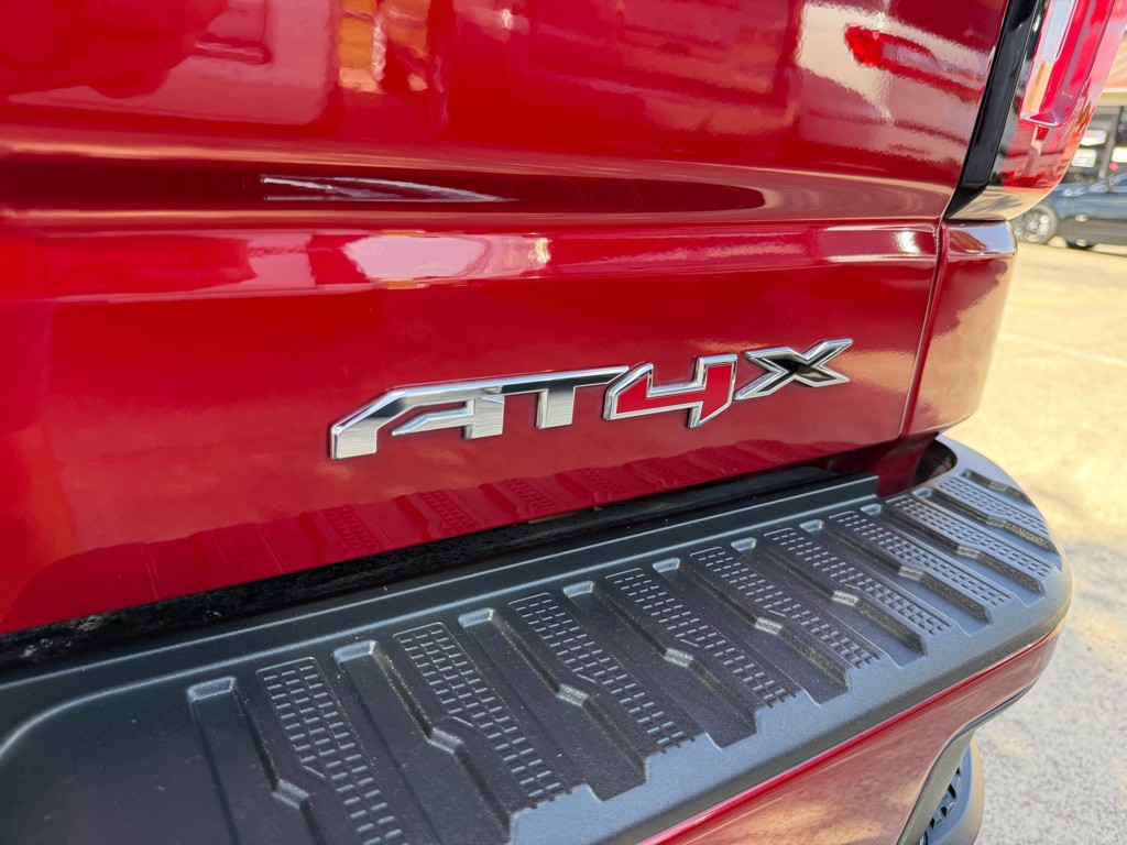 2022 GMC Sierra Image 9